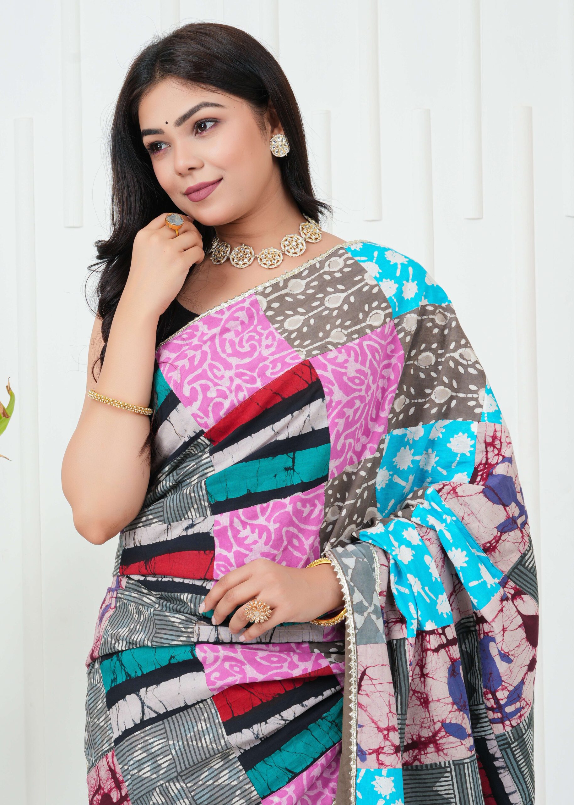 Women's Multicolor Patchwork Printed Saree with Brown Base Blouse Piece Stylish Ethnic Wear - Image 4